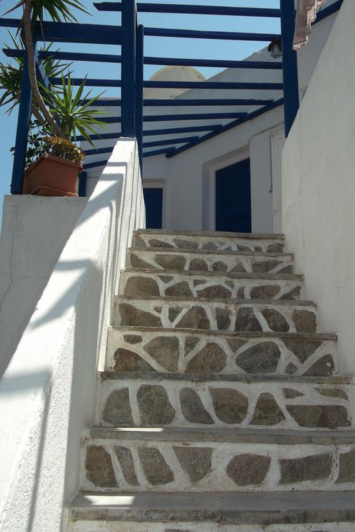 Manousos' Rooms Galissas Buitenkant foto